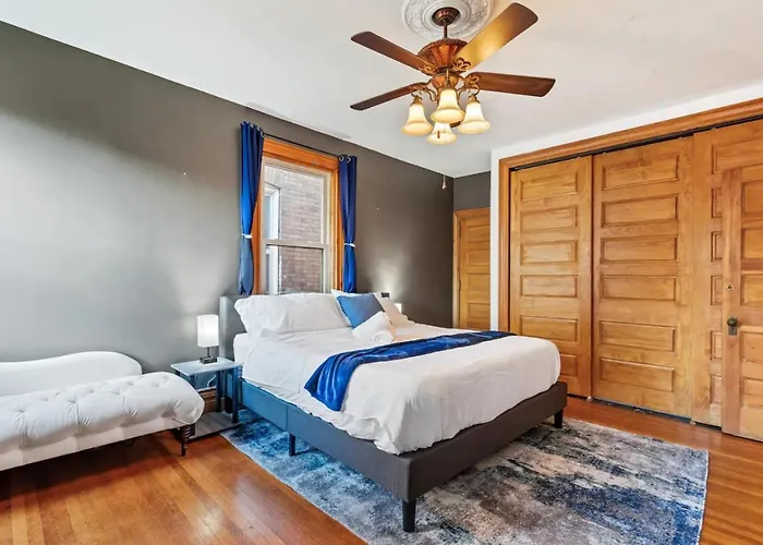 3-story Historic With Steam Shower And 3 King Beds In Walkable Shadyside Pittsburgh