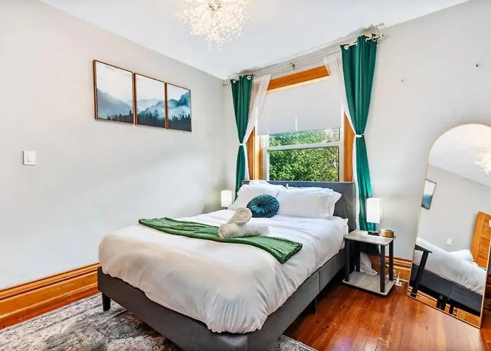 3-story Historic With Steam Shower And 3 King Beds In Walkable Shadyside Holiday home Pittsburgh